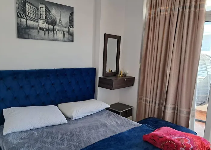 Azumiplaced Sarandë